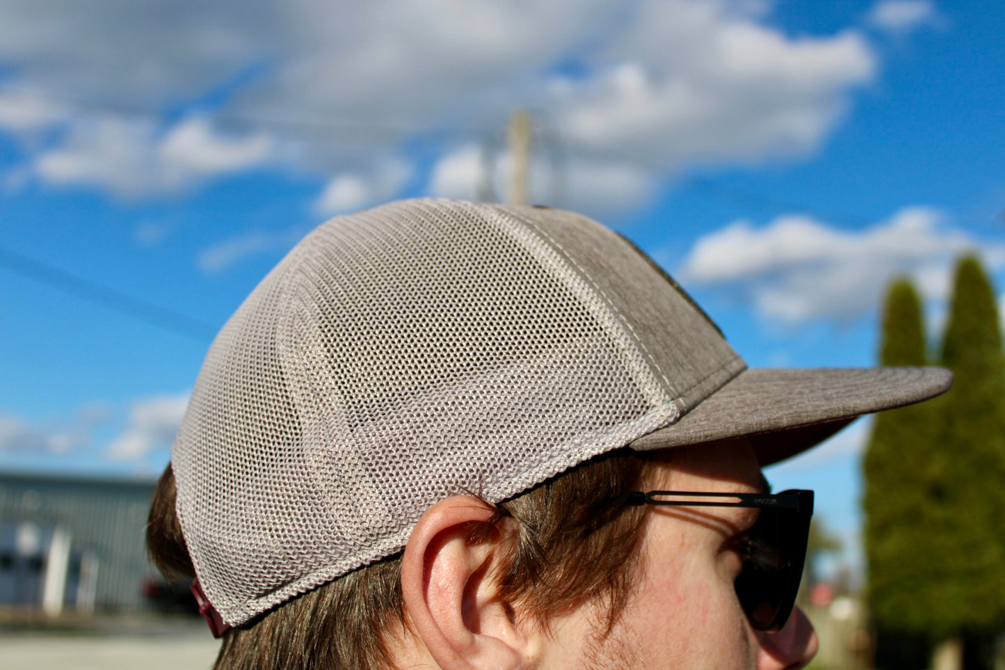 NE1 Hat -Burgundy & Grey